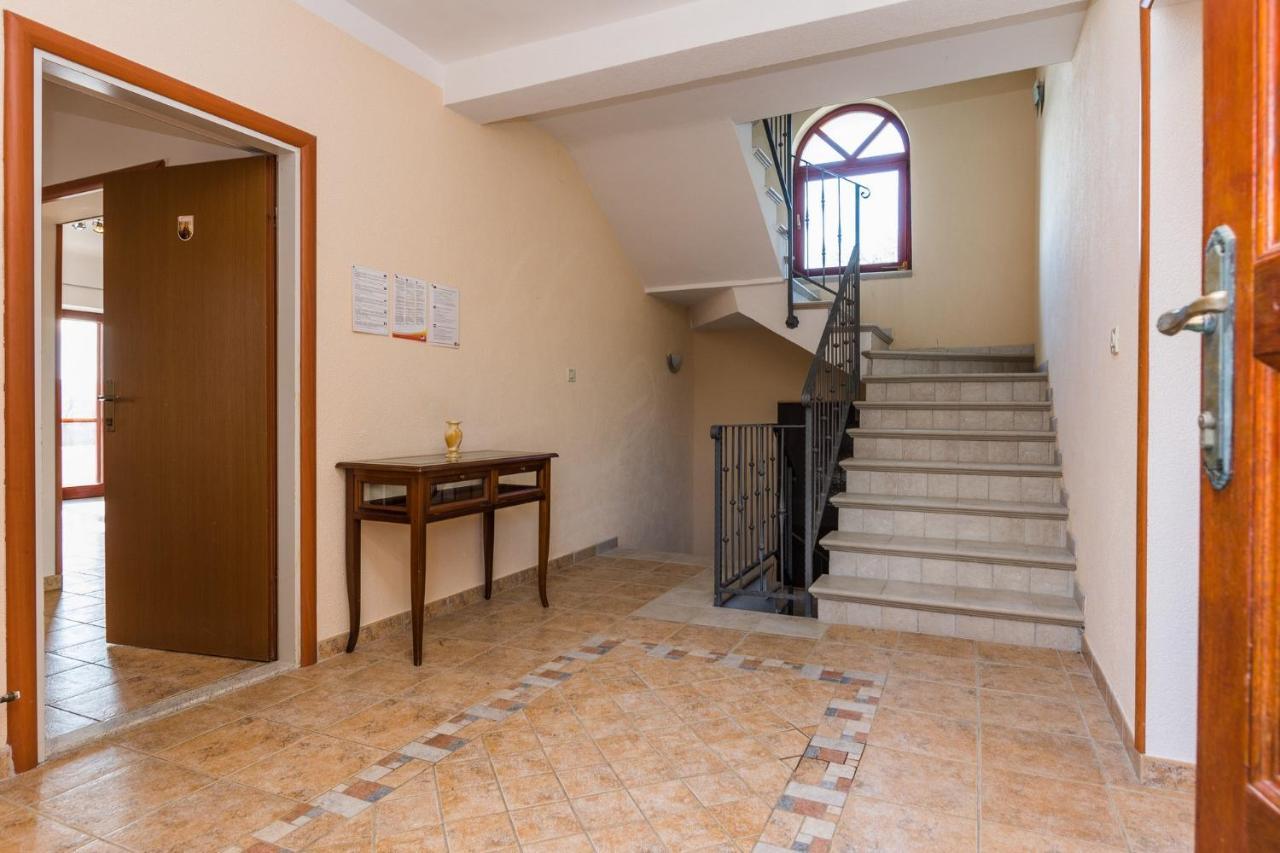 Villa Slavica Sveti Filip i Jakov Eksteriør billede
