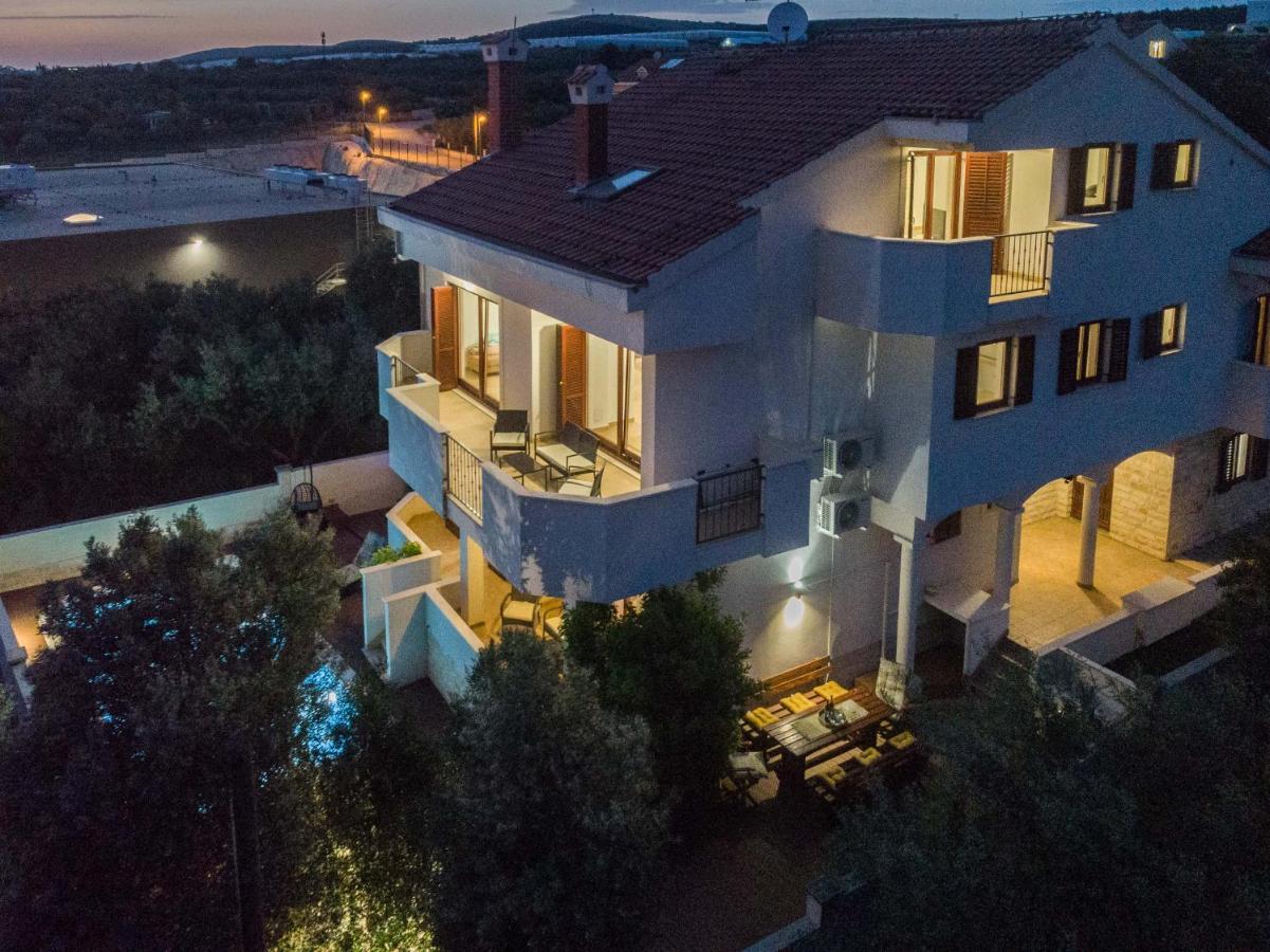 Villa Slavica Sveti Filip i Jakov Eksteriør billede