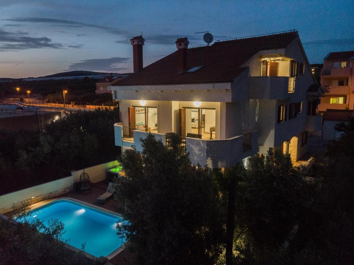 Villa Slavica Sveti Filip i Jakov Eksteriør billede