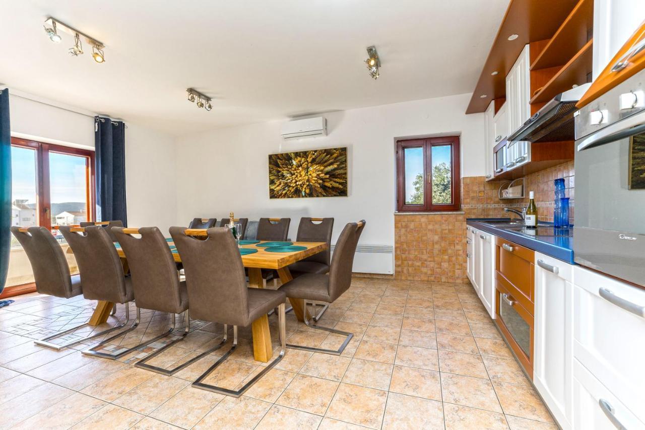 Villa Slavica Sveti Filip i Jakov Eksteriør billede