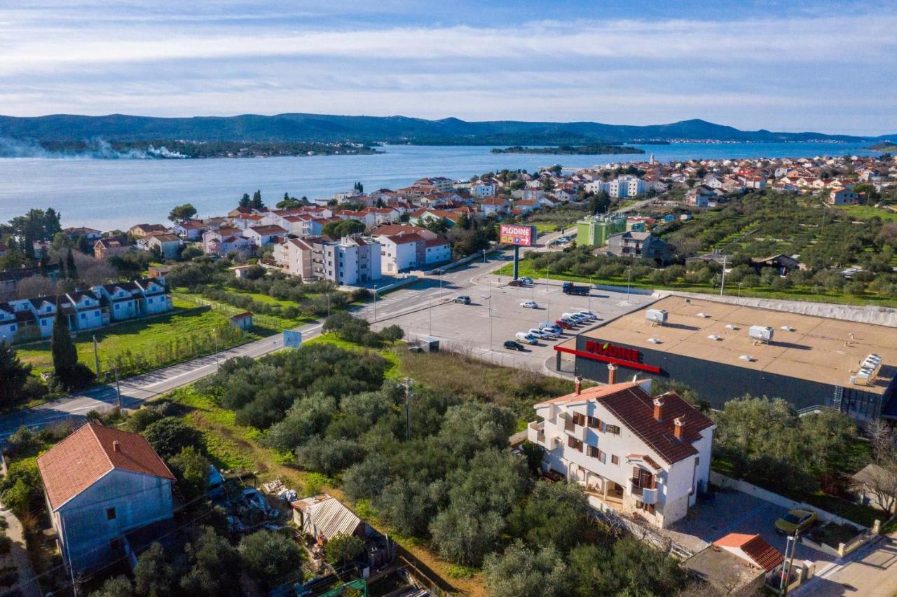 Villa Slavica Sveti Filip i Jakov Eksteriør billede