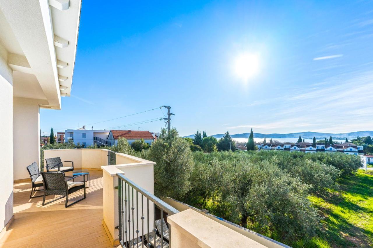 Villa Slavica Sveti Filip i Jakov Eksteriør billede